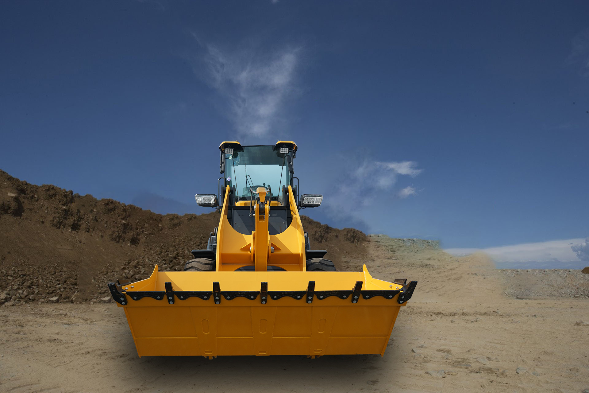 81kW EU Stage II Compact Wheel Loaders In Municipal Engineering Rural Landscaping